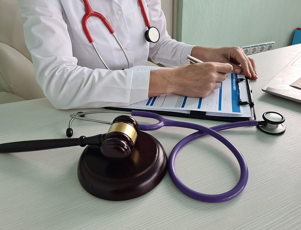 Médico em atendimento